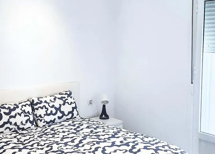 Playa De La Caleta, * Cadix