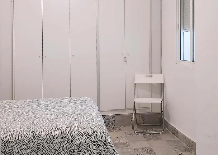 Apartamento Playa De La Caleta, *