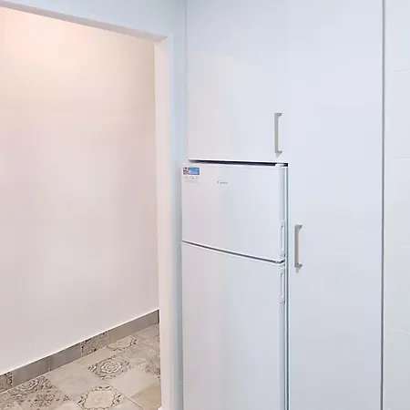 Apartmán Playa De La Caleta, *